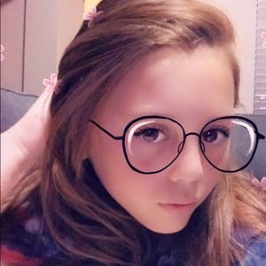 Meet your Posher, Isabella